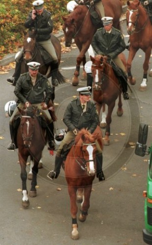 Berittene Polizisten