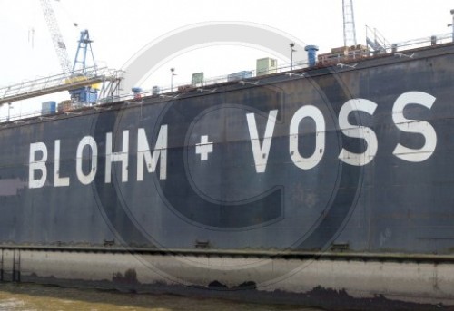 Trockendock der Werft Blohm und Voss