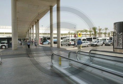 Flughafen - Gebaeude in Palma de Mallorca