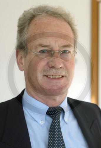 Prof. Dr. Dres. h.c. Winfried Hassemer