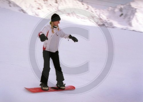 Jugendliche Snowboard