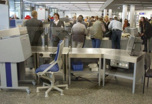 Sicherheitskontrollen am Flughafen