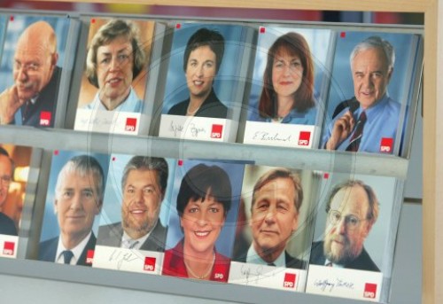 Autogrammkarten von SPD-Politkern