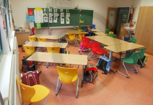 Leeres Klassenzimmer in einer Ganztagsschule