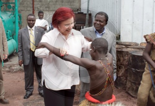 Heidemarie Wieczorek-Zeul im Kongo