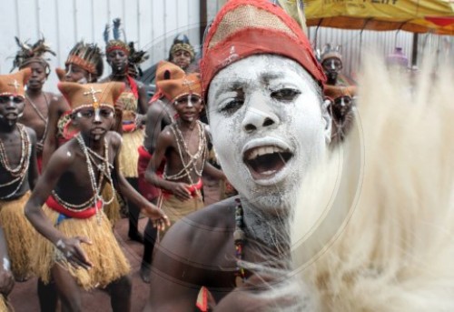 Tanzgruppe im Kongo