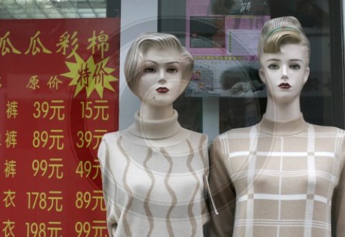 Europaeisch anmutende Puppen in China