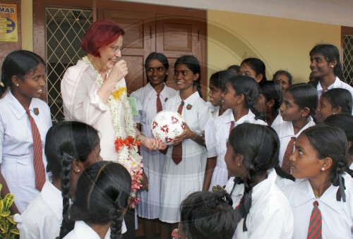Heidemarie WIECZOREK-ZEUL in Sri Lanka