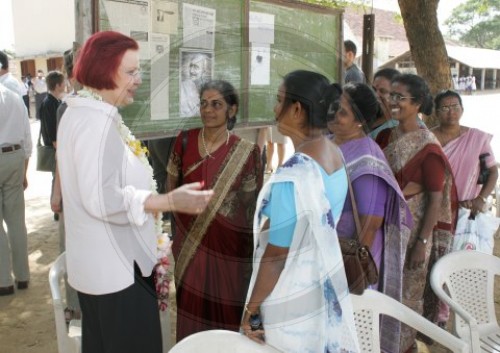 Heidemarie WIECZOREK-ZEUL in Sri Lanka