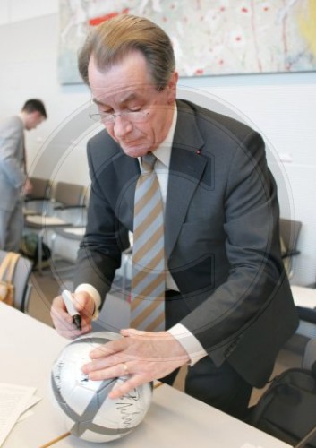 Franz MUENTEFERING