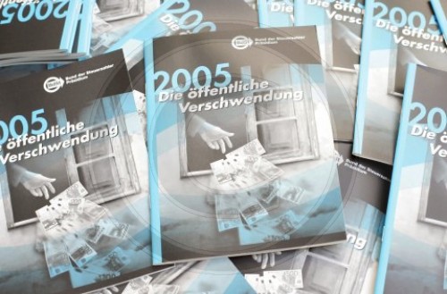 Schwarzbuch 2005