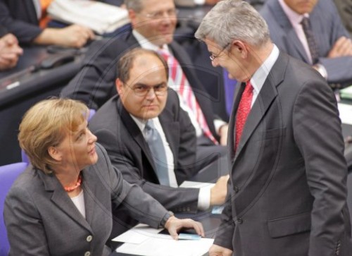 MERKEL FISCHER im Bundestag