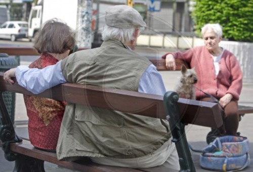 Alte Menschen in Bruessel