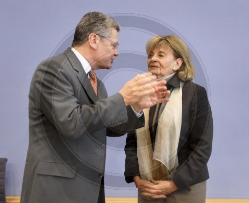 GAUCK, KNOBLOCH