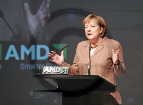 MERKEL bei AMD Dresden