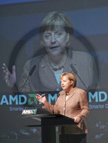 MERKEL bei AMD Dresden