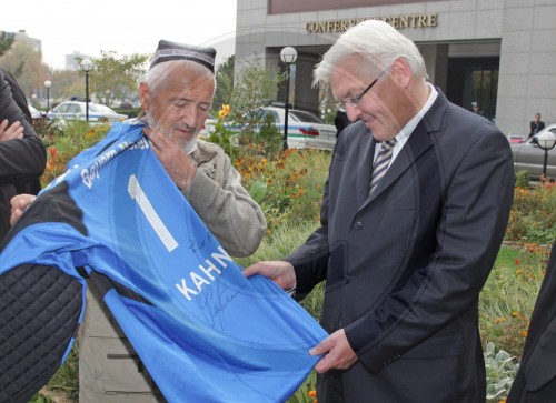 Steinmeier trifft WM Fan