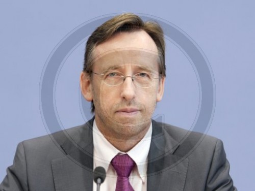 Reinhard GÖHNER