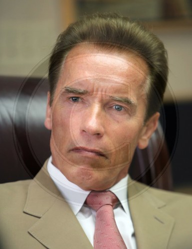 Arnold SCHWARZENEGGER