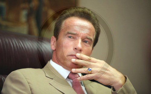 Arnold SCHWARZENEGGER