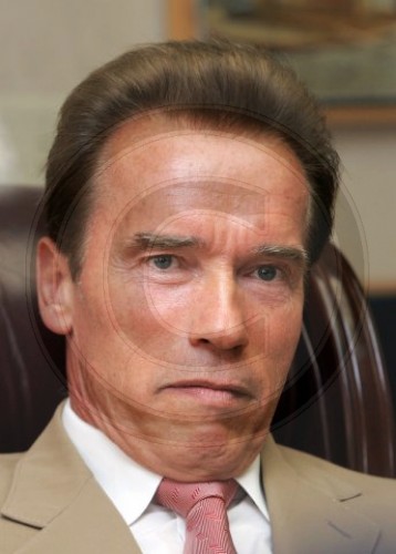 Arnold SCHWARZENEGGER