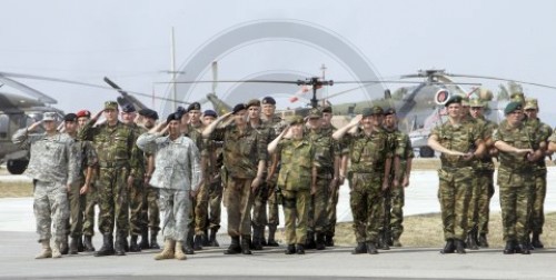 KFOR Truppen im Kosovo