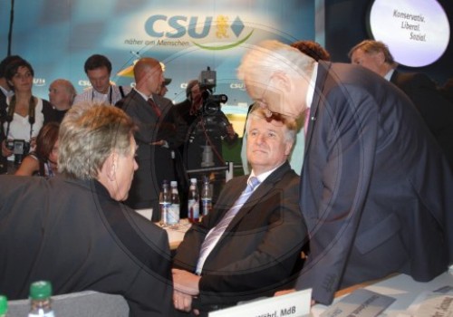 STOIBER, SEEHOFER, GLOS