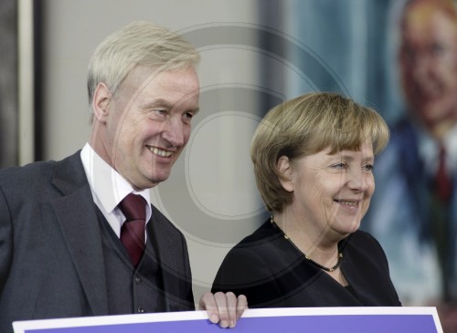 VON BEUST, MERKEL