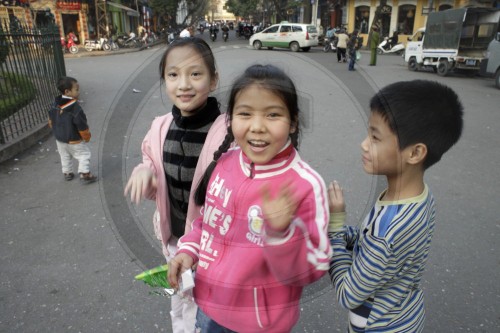 Kinder in Hanoi