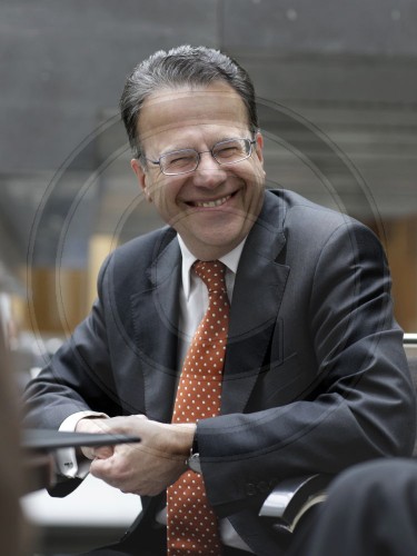 Frank-Juergen WEISE