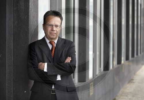 Frank-Juergen WEISE