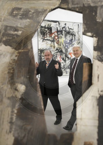 STEINMEIER besucht Berliner Galerien