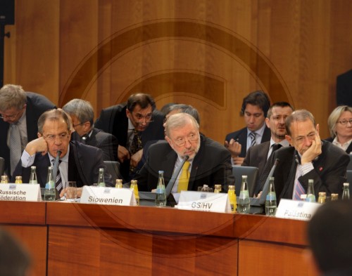 LAWROW, STEINMEIER, RUPEL
