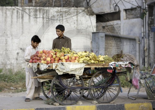 Menschen in Islamabad