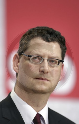 Thorsten SCHAEFER-GUEMBEL