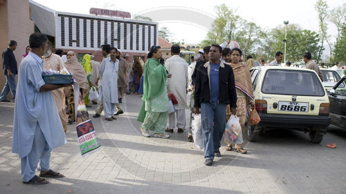 Itwar Bazar in Islamabad