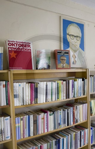 Bibliothek a la DDR