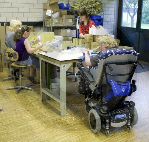Behinderte Mitarbeiter der Lammetal-Werkstatt