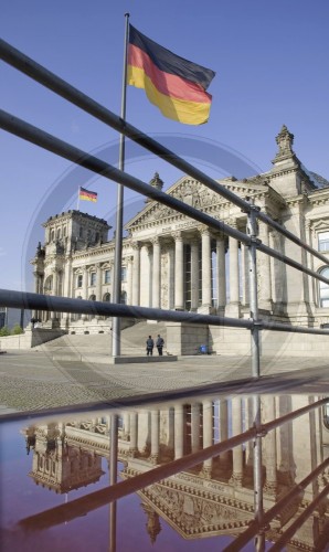 Reichstag als Spiegelbild
