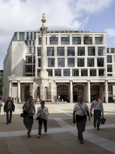 Paternoster Square mit Blick auf die London Stock exchange