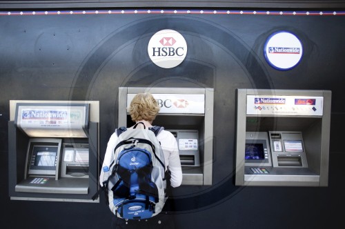 Automat der HSBC Bank in London