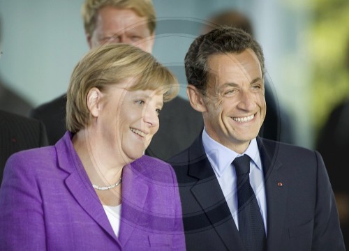 MERKEL , SARKOZY