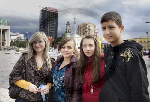 Jugendliche in Albanien | Young people in Albania