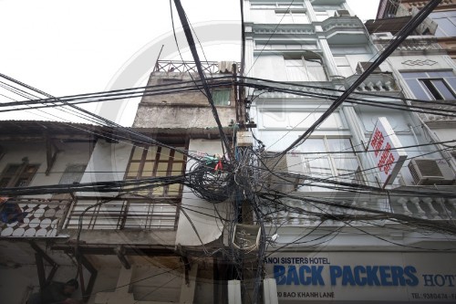 Stromverteiler in den Strassen von Hanoi| Power Distribution in the streets of Hanoi