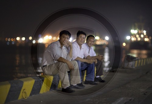 Hafenarbeiter in Ho Chi Minh| Port workers in Ho Chi Minh