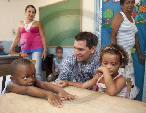 Michael MRONZ besucht Kinderdorf