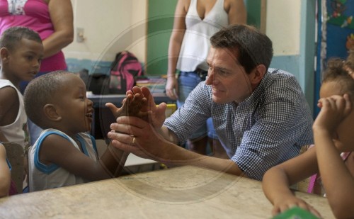 Michael MRONZ besucht Kinderdorf