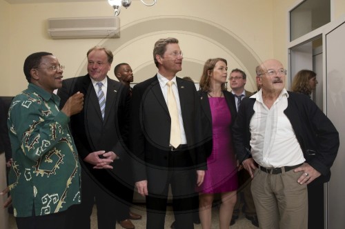 WESTERWELLE und NIEBEL eroeffnen Goetheinstitut