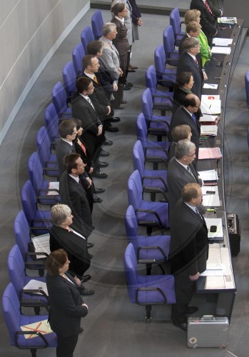 Gedenkminute im Bundestag|Minute of silence in the Bundestag