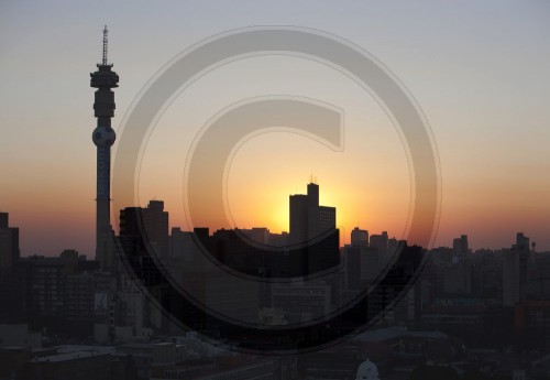 Sonnenaufgang ueber Johannesburg | Sunrise over Johannesburg